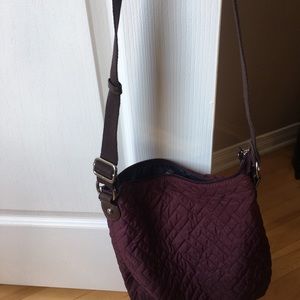 Tommy Hilfiger Bags - Tommy hilfiger cross body bag Tommy Hilfiger Bags - Tommy hilfiger cross body bag